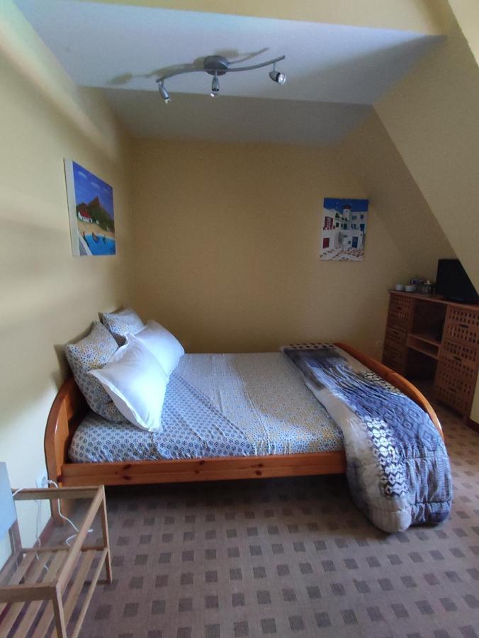 La Hautee Des Francs Veigne Экстерьер фото